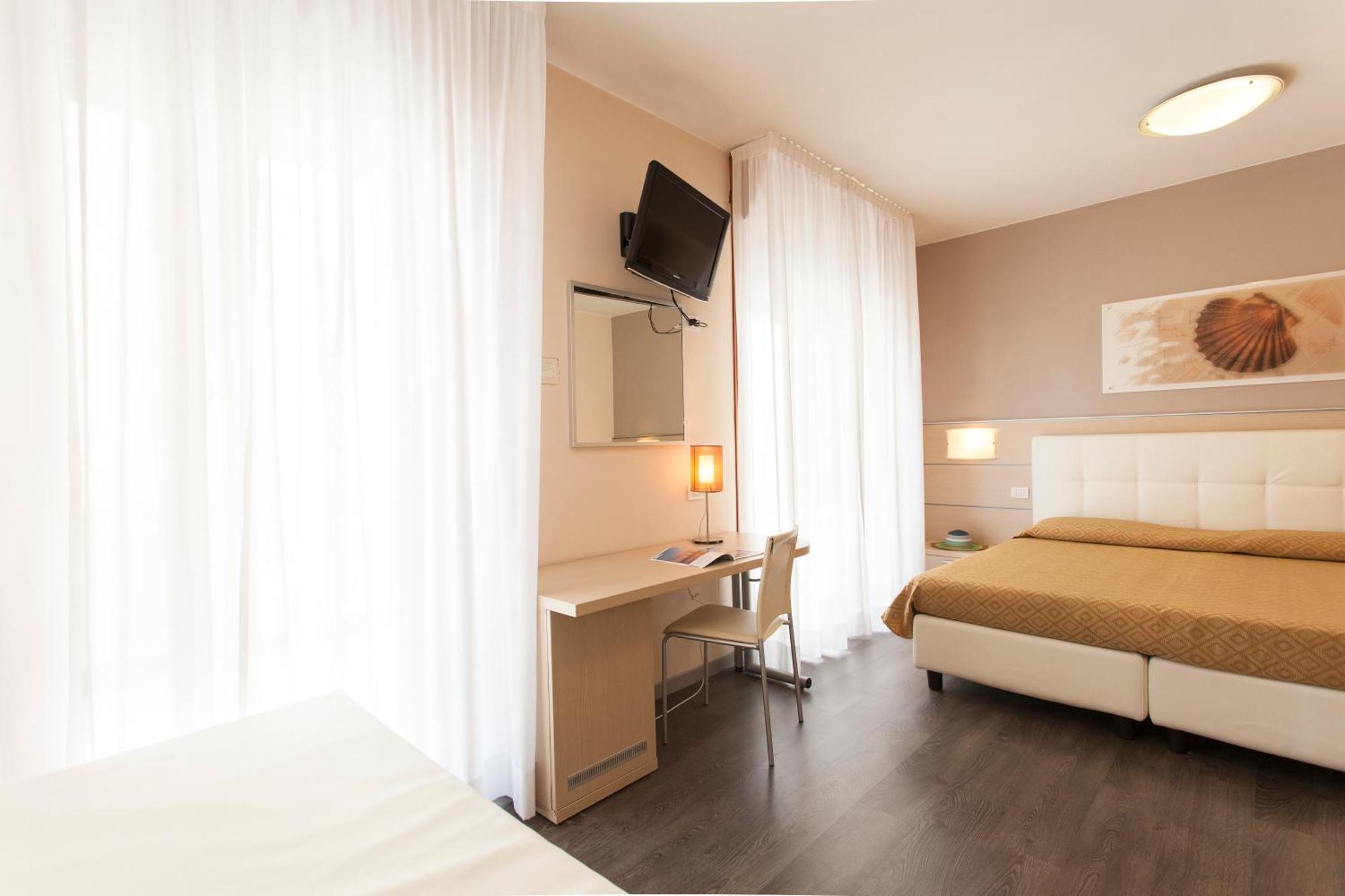 Hotel Orizzonte Lido di Jesolo Phòng bức ảnh