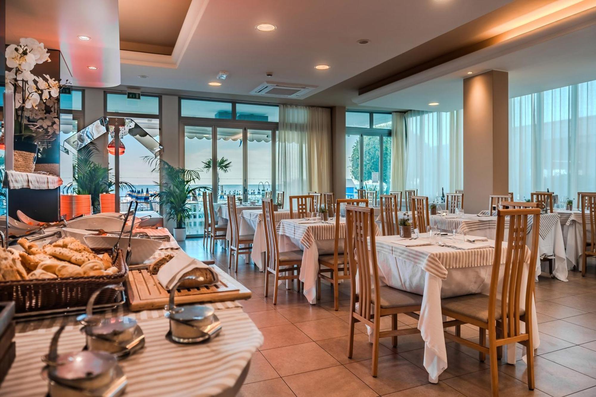 Hotel Orizzonte Lido di Jesolo Ngoại thất bức ảnh