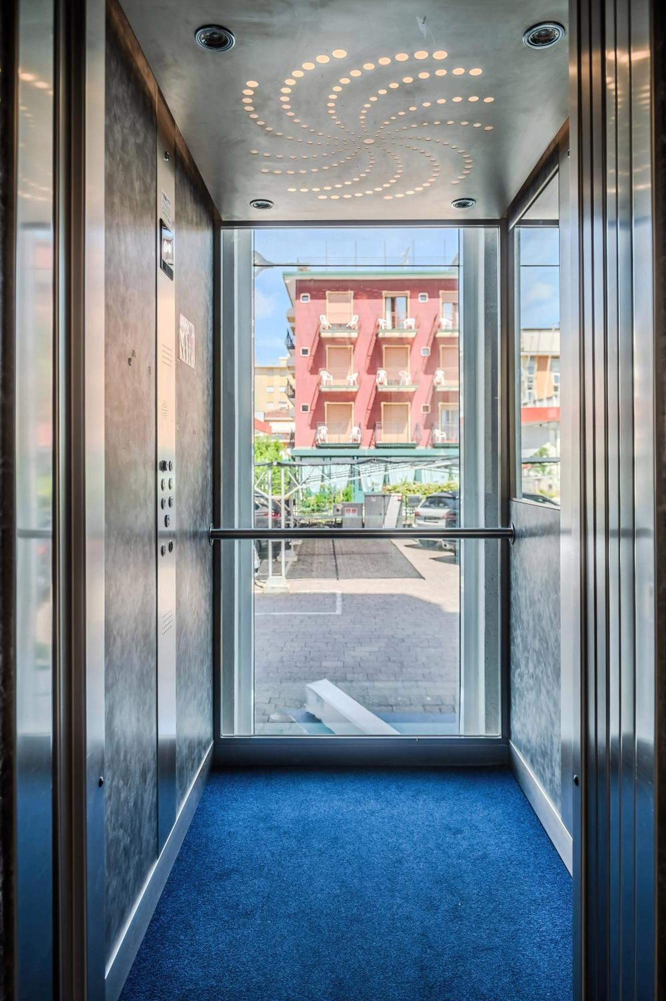 Hotel Orizzonte Lido di Jesolo Ngoại thất bức ảnh